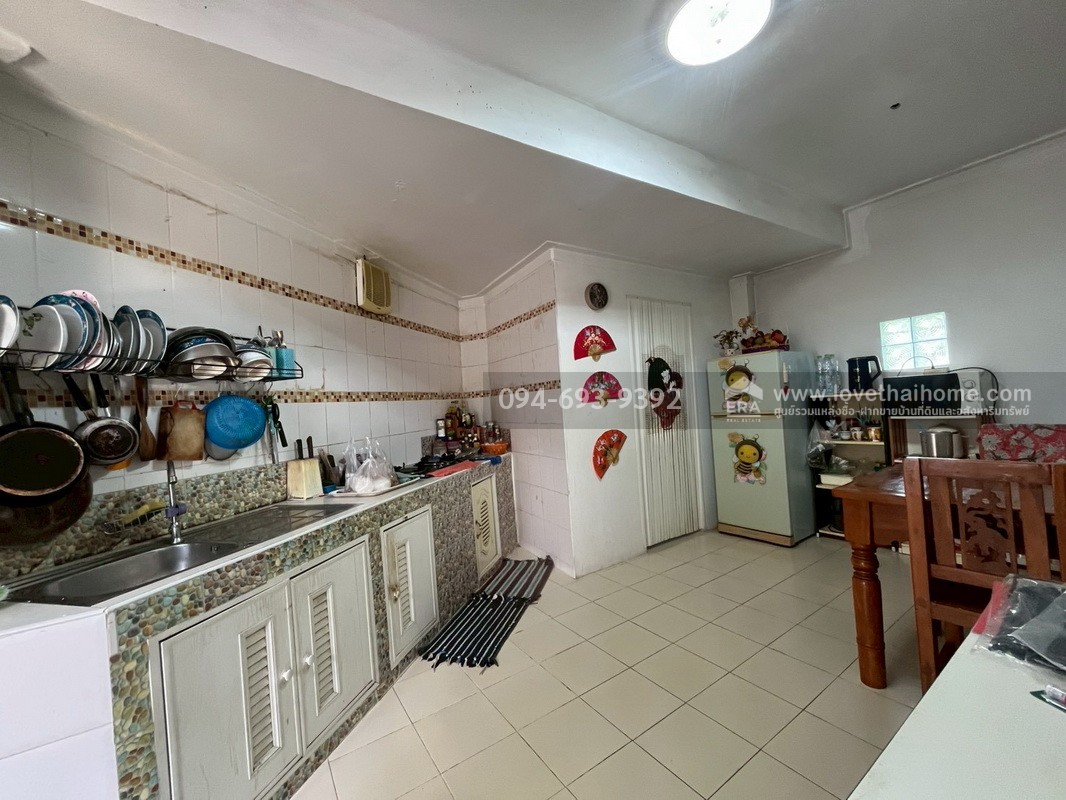 ขายบ้านเดี่ยว 2 ชั้น หมู่บ้านฟลอร่าวิลล์ พาร์คโฮม ซอยสุวินทวงศ์38 พื้นที่ 54.3 ตรว. บ้านสวย แปลงมุม ส่วนตัว มีแปลงปลูกผักสวนครัวส่วนตัว พิเศษสุดๆ ลดสุดๆ คุ้มสุดในหมู่บ้านนี้ค่ะ