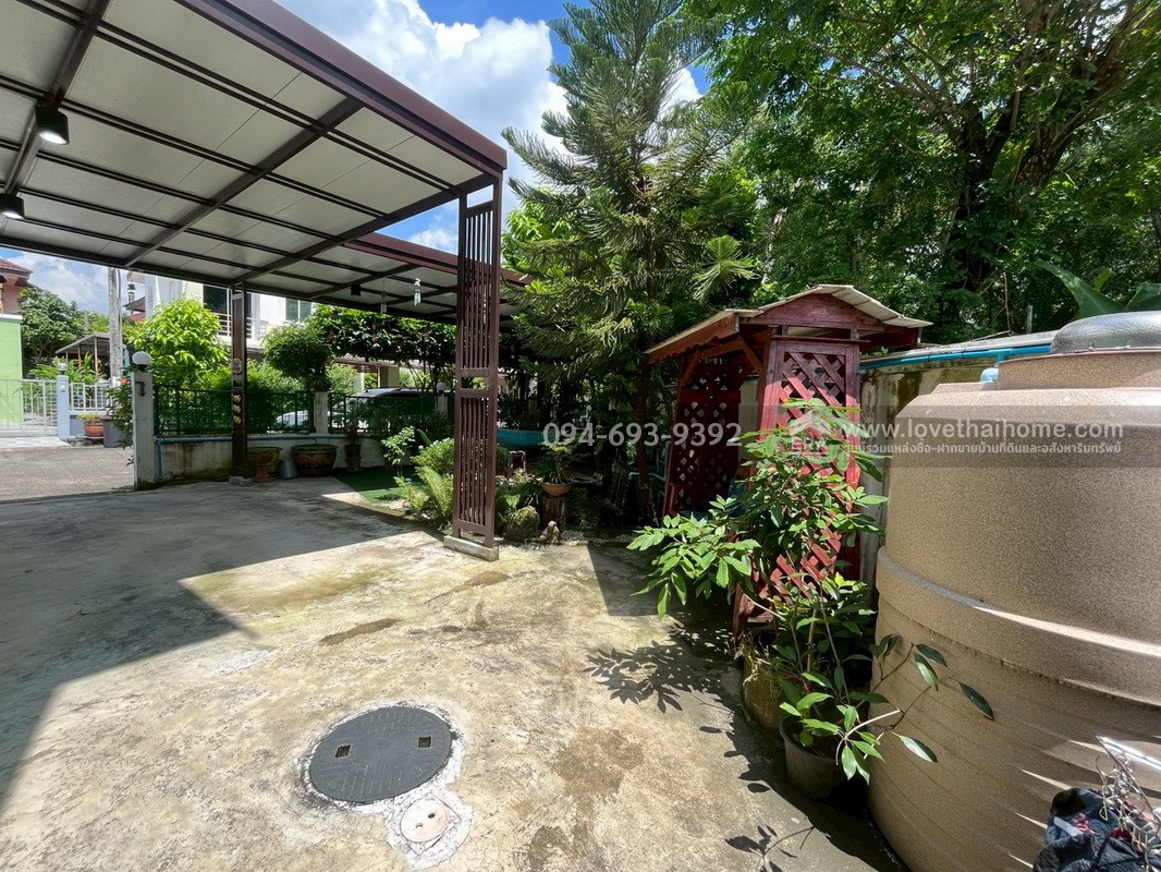 ขายบ้านเดี่ยว 2 ชั้น หมู่บ้านฟลอร่าวิลล์ พาร์คโฮม ซอยสุวินทวงศ์38 พื้นที่ 54.3 ตรว. บ้านสวย แปลงมุม ส่วนตัว มีแปลงปลูกผักสวนครัวส่วนตัว พิเศษสุดๆ ลดสุดๆ คุ้มสุดในหมู่บ้านนี้ค่ะ