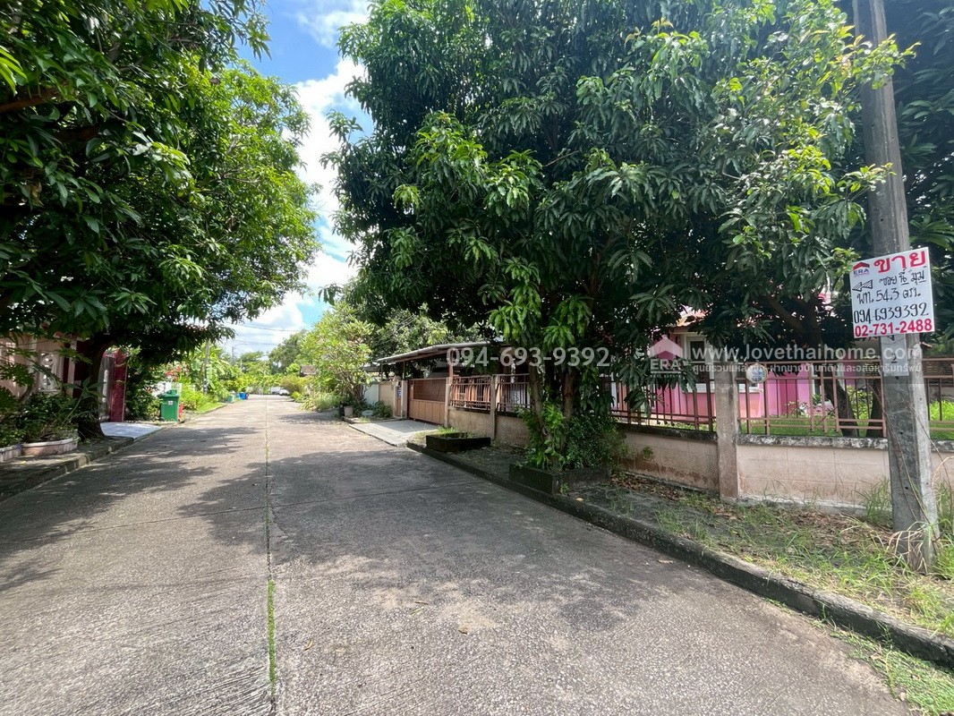 ขายบ้านเดี่ยว 2 ชั้น หมู่บ้านฟลอร่าวิลล์ พาร์คโฮม ซอยสุวินทวงศ์38 พื้นที่ 54.3 ตรว. บ้านสวย แปลงมุม ส่วนตัว มีแปลงปลูกผักสวนครัวส่วนตัว พิเศษสุดๆ ลดสุดๆ คุ้มสุดในหมู่บ้านนี้ค่ะ