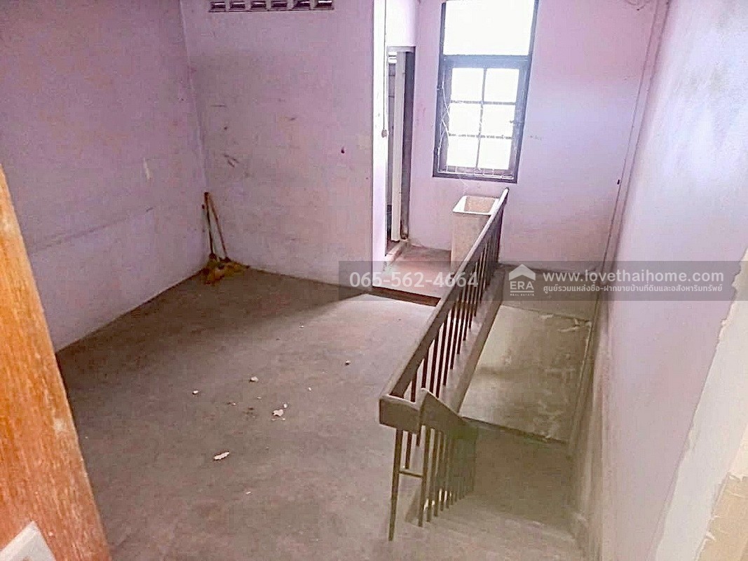 ขายตึกแถว 4 ชั้น พัฒนาการ53 หมู่บ้านเมืองทอง พื้นที่ 16 ตรว. ทำเลธุรกิจ ใกล้ร.ร.เตรียมอุดมศึกษาพัฒนาการ