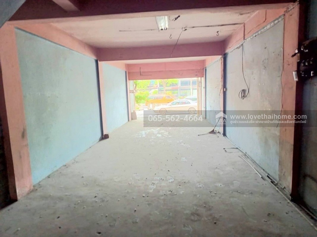 ขายตึกแถว 4 ชั้น พัฒนาการ53 หมู่บ้านเมืองทอง พื้นที่ 16 ตรว. ทำเลธุรกิจ ใกล้ร.ร.เตรียมอุดมศึกษาพัฒนาการ