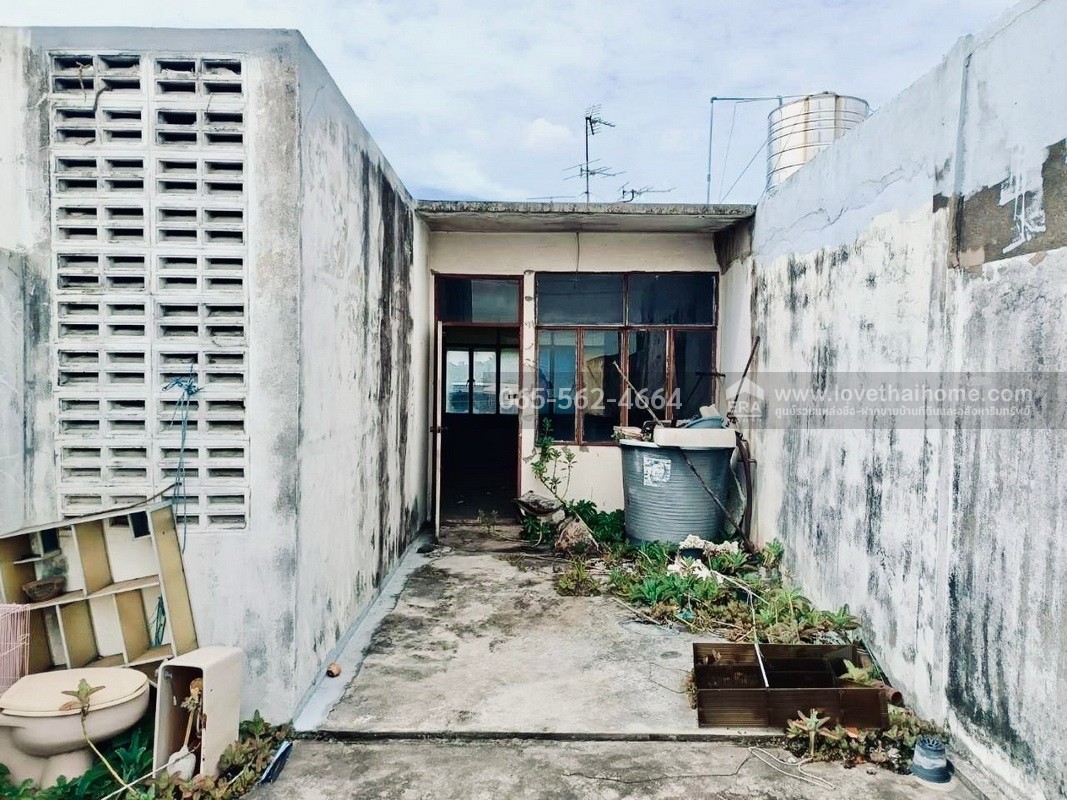 ขายตึกแถว 4 ชั้น พัฒนาการ53 หมู่บ้านเมืองทอง พื้นที่ 16 ตรว. ทำเลธุรกิจ ใกล้ร.ร.เตรียมอุดมศึกษาพัฒนาการ