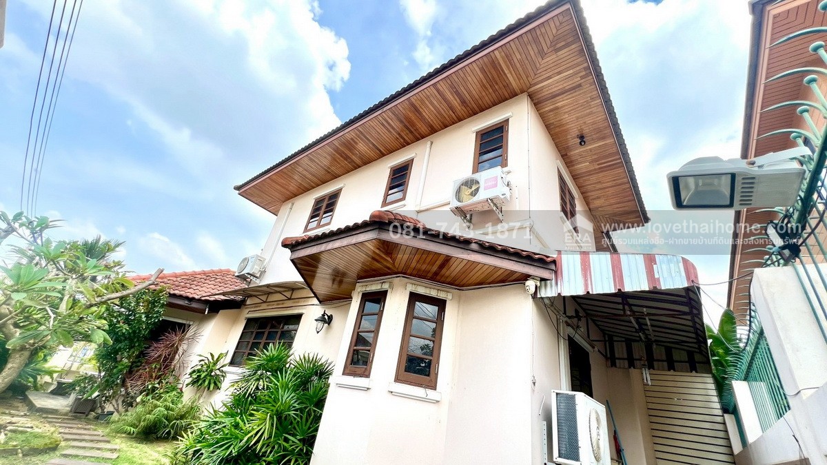 ขายบ้านเดี่ยวย่านบางแวก ซอยจรัญสนิทวงศ์13  หมู่บ้านชิดชล บ้านหลังมุม อยู่ต้นโครงการพื้นที่70ตรว.ขายเพียงแค่5.3ล้านเท่านั้น ราคาถูกขนาดนี้ไม่ค่อยมีมาบ่อยๆนะค่ะ ใครอยากได้บ้านย่านนี้ ต้องรีบตัดสินใจแบบด่วนๆ