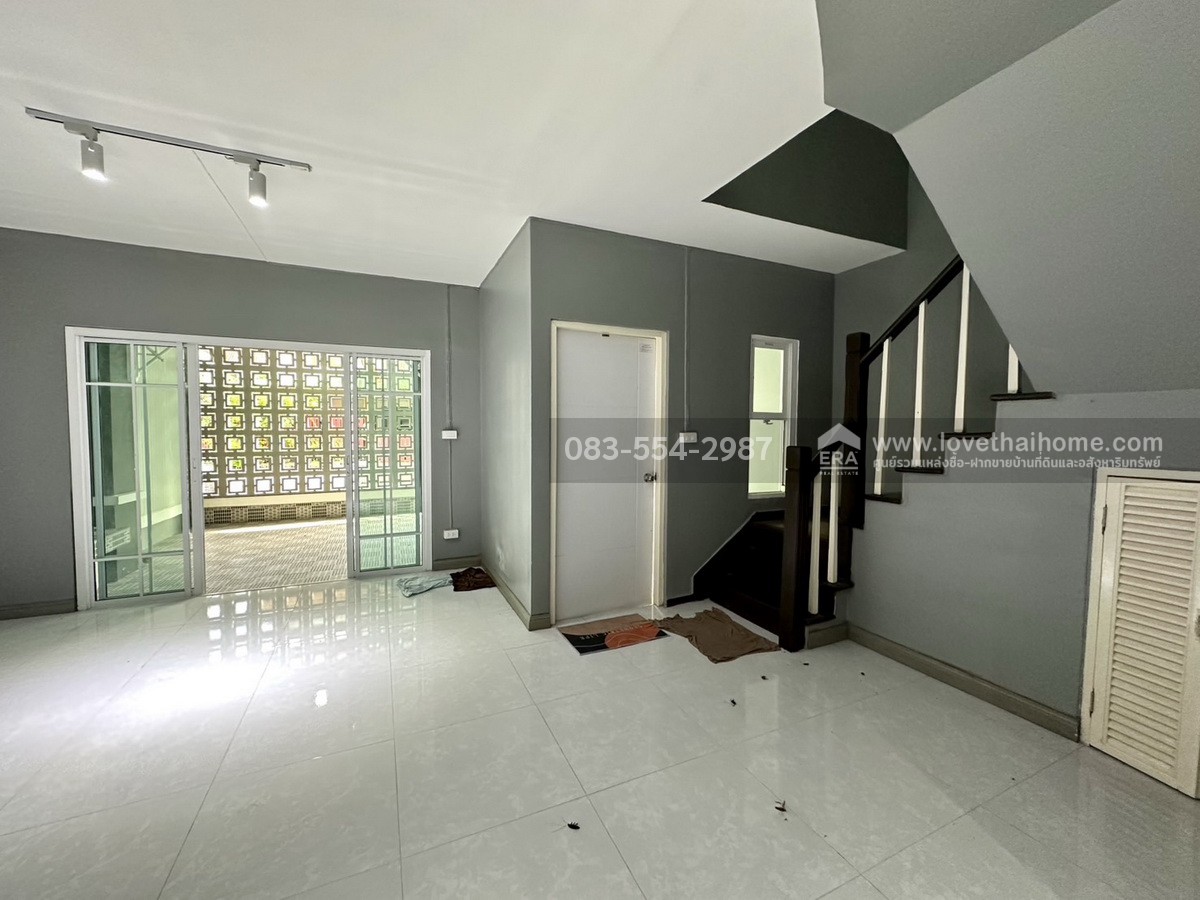 ขายทาวน์เฮ้าส์ บ้านพฤกษา 16 บางใหญ่-บางคูลัด ซ.กันตนา รีโนเวทใหม่ทั้งหลัง 18 ตร.วา ใกล้ถนนกาญจนาภิเษก, ทางด่วน และ รถไฟฟ้าสายสีม่วง