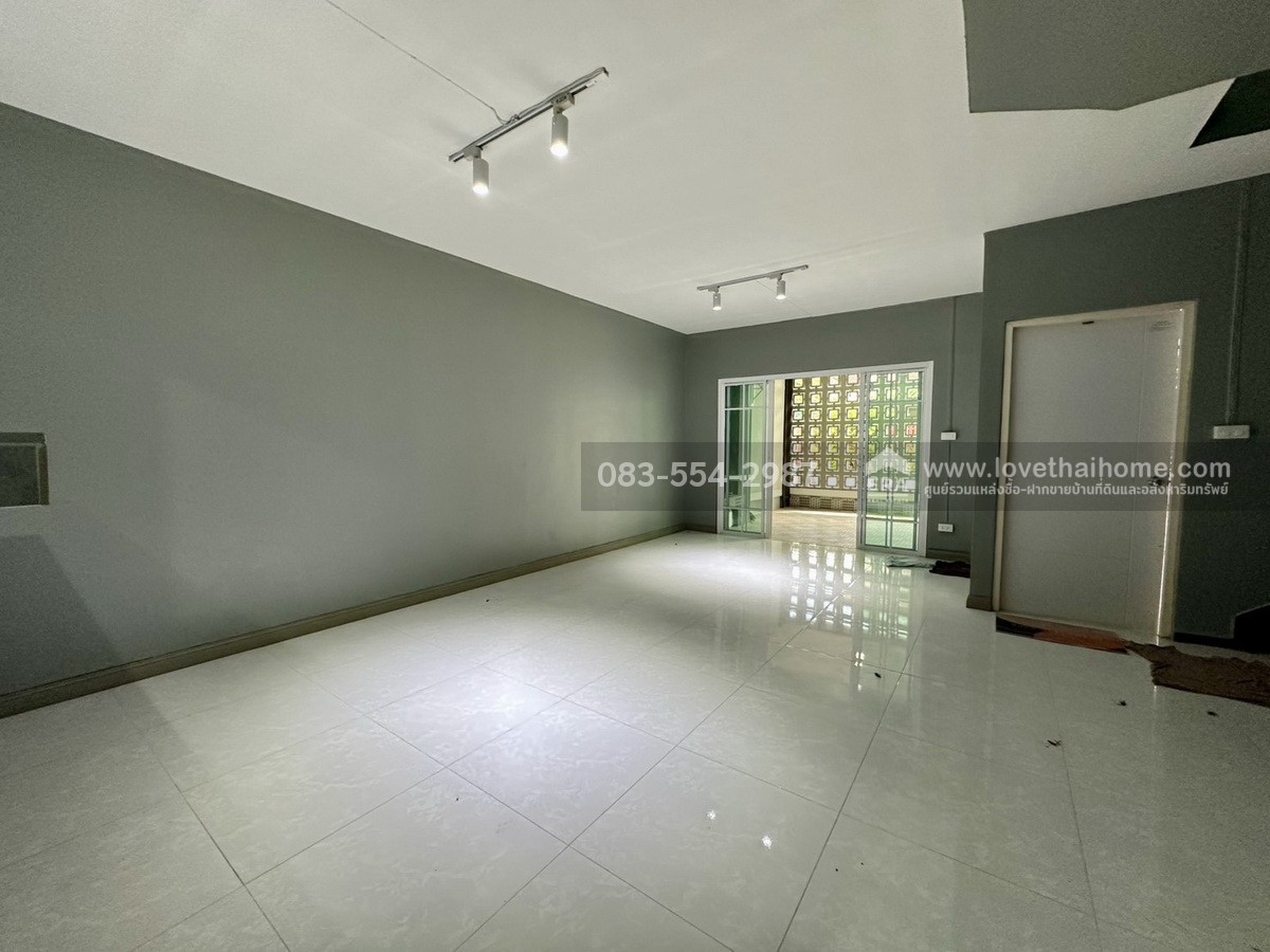 ขายทาวน์เฮ้าส์ บ้านพฤกษา 16 บางใหญ่-บางคูลัด ซ.กันตนา รีโนเวทใหม่ทั้งหลัง 18 ตร.วา ใกล้ถนนกาญจนาภิเษก, ทางด่วน และ รถไฟฟ้าสายสีม่วง