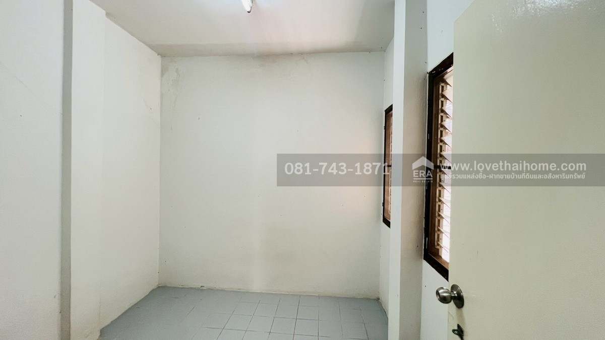 ให้เช่าทาวน์โฮม 3 ชั้น หมู่บ้านทาวน์อินทาวน์ ถนนอินทราภรณ์ ลาดพร้าว ถูกที่สุดในย่านนี้แล้ว! ทำเลทอง! หน้าปากซอยเป็นโรงเรียนอุดมศึกษา