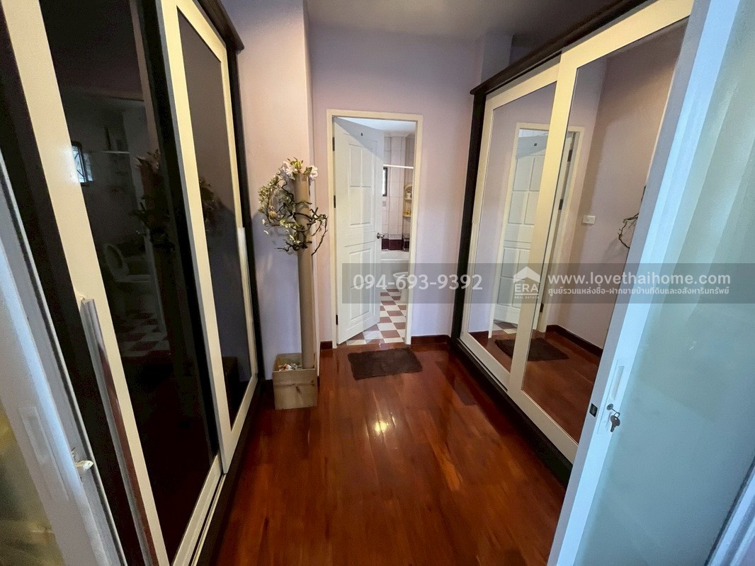 ขายบ้านเดี่ยว 2 ชั้น หมู่บ้านฟลอร่าวิลล์ ซอยสุวินทวงศ์38 พื้นที่ 56 ตรว. สวย พร้อมอยู่ บ้านนายพล ออกแบบโดยดีไซน์เอง (สวยเก๋) "ถูกโดนใจ" 