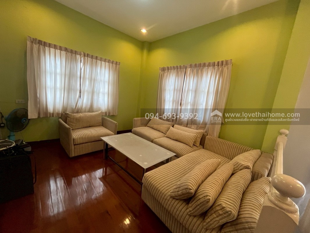 ขายบ้านเดี่ยว 2 ชั้น หมู่บ้านฟลอร่าวิลล์ ซอยสุวินทวงศ์38 พื้นที่ 56 ตรว. สวย พร้อมอยู่ บ้านนายพล ออกแบบโดยดีไซน์เอง (สวยเก๋) "ถูกโดนใจ" 