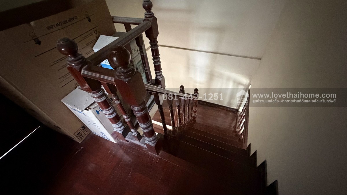 ขายบ้านแฝด2ชั้น 2ห้องติดกัน ซอยลาดพร้าว1 แยก20 พื้นที่50ตรว.สภาพดีพร้อมอยู่ ขายเพียงแค่7.5 ล้านบาทเท่านั้น เฉพาะราคาที่ดินก็เกือบเท่าราคาตั้งขายแล้ว นี่ถ้ารวมตัวบ้านเข้าไปอีก บอกได้เลยว่าคุ้มสุดคุ้ม