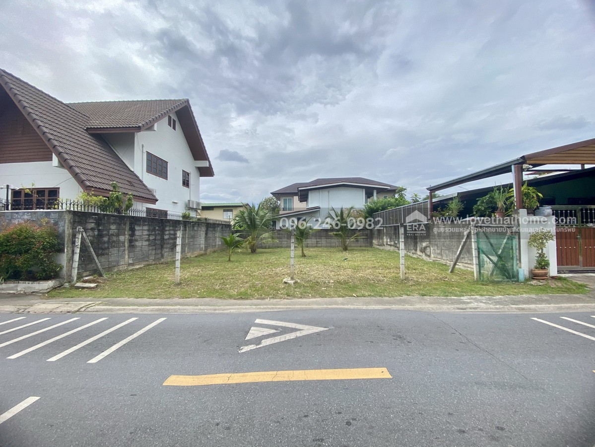 ขายที่ดินเปล่าถมแล้ว ถ.สตรีวิทยา 2 ซอย 10 ทำเลลาดพร้าว พื้นที่ 42 ตร.วา แปลงสี่เหลี่ยมจตุรัส เหมาะสร้างบ้านพักอาศัย ใกล้เลียบด่วนเอกมัย–รามอินทรา ขายที่ดินเปล่าถมแล้ว ถ.สตรีวิทยา 2 ซอย 10 ทำเลลาดพร้าว พื้นที่ 42 ตร.วา แปลงสี่เหลี่ยมจตุรัส เหมาะสร้างบ้านพักอาศัย ใกล้เลียบด่วนเอกมัย–รามอินทรา