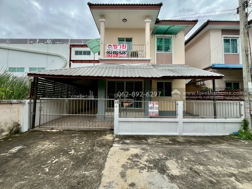 ขายบ้านแฝด 2 ชั้น ซอยเพชรเกษม77 แยก3-10 ขนาด 33.5 ตรว. หลังมุม สวยรีโนเวทใหม่ พร้อมอยู่ ขายราคาพิเศษ ทำเลดี สนใจโทร. 062-892-6297