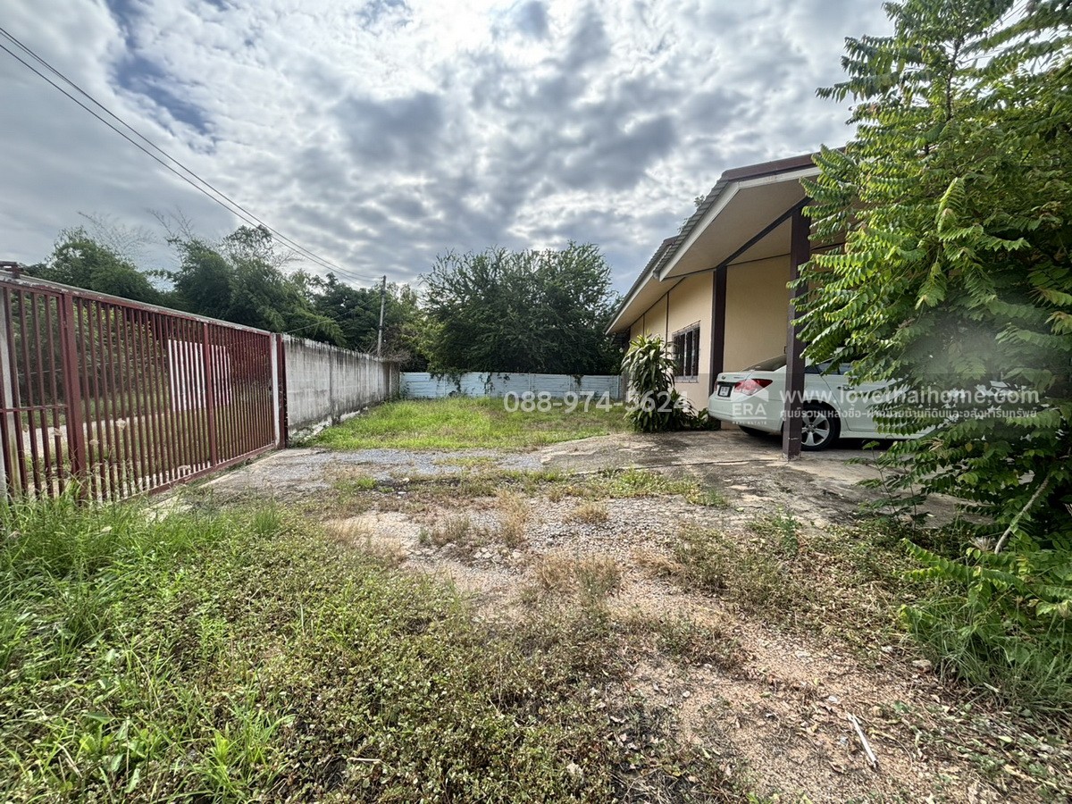 ขายที่ดินพร้อมบ้าน ต.หัวถนน อ.ท่าตะโก จ.นครสวรรค์ พื้นที่ 4 ไร่ 40 ตร.วา ใกล้องค์การบริหารส่วนตำบลหัวถนน ทำเลดีเหมาะอยู่อาศัยและทำการเกษตร