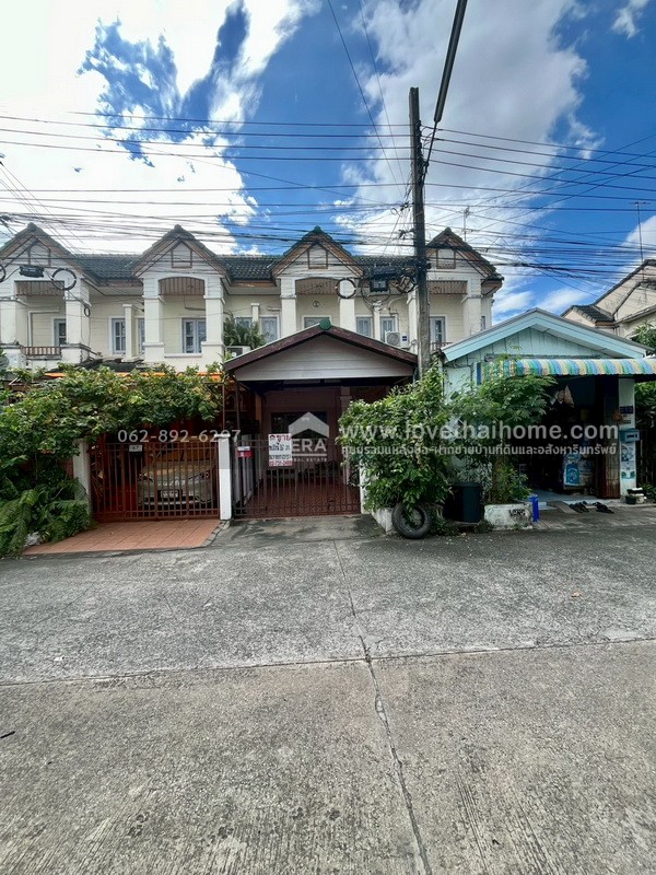 ขายทาวน์เฮ้าส์2ชั้นหมู่บ้านกฤษณา ร่มเกล้า12 ขนาด 16 ตรว. ขายถูกเพียงแค่ 1.49 ล้านบาท ใกล้บิ๊กซี ทำเลทอง ราคาถูกสุดในย่านนี้ สนใจโทร. 062-892-6297