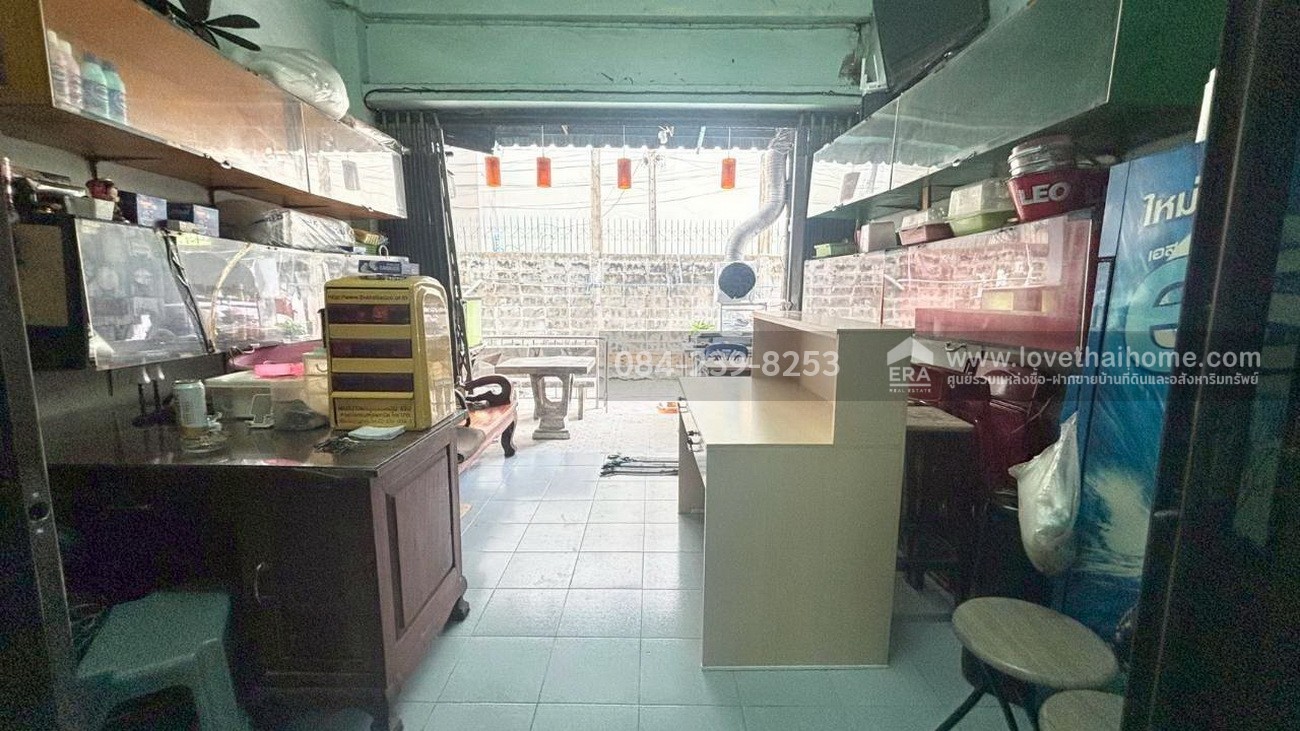 ขายตึกแถว ลาดพร้าว1-จตุจักร ใกล้ยูเนี่ยนมอลล์ พื้นที่12ตรว. ทำเลทองใจกลางเมือง ใกล้เซ็นทรัลลาดพร้าว-เมเจอร์รัชโยธิน และยังใกล้รถไฟฟ้า MRT พหลโยธิน และ BTS ห้าแยกลาดพร้าว