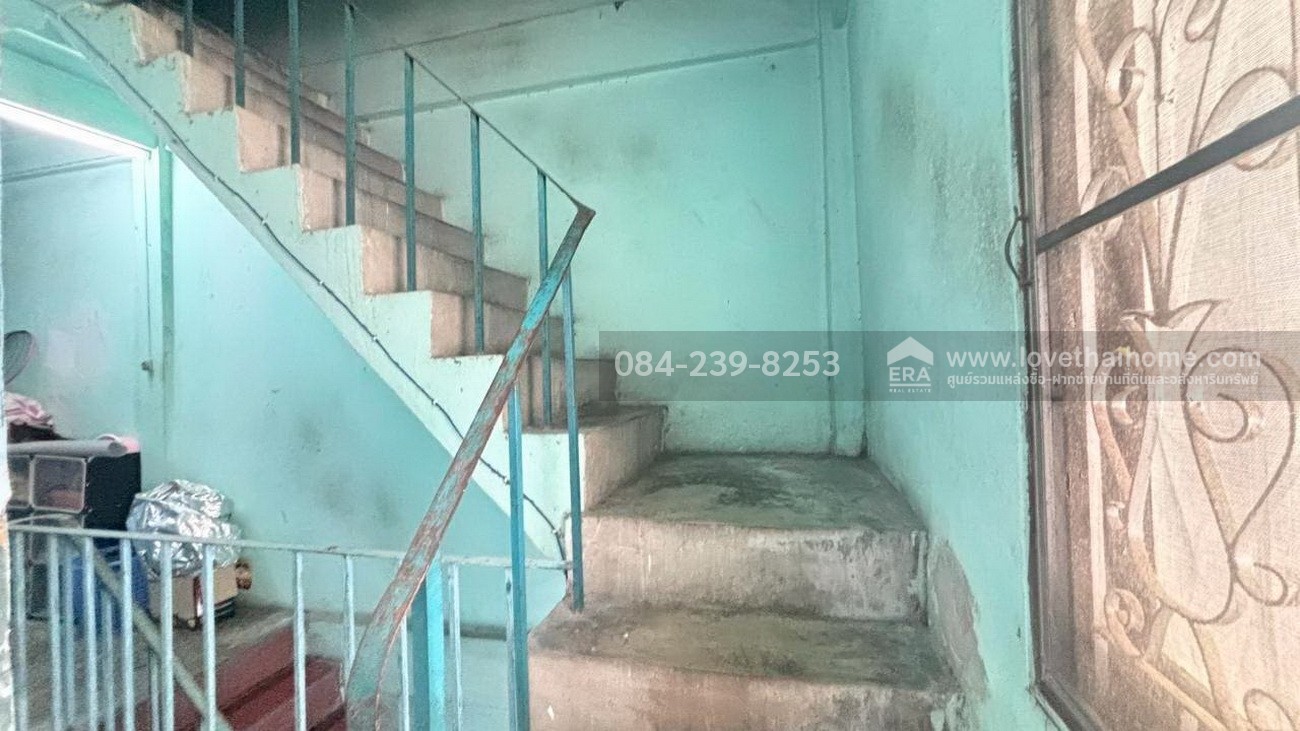 ขายตึกแถว ลาดพร้าว1-จตุจักร ใกล้ยูเนี่ยนมอลล์ พื้นที่12ตรว. ทำเลทองใจกลางเมือง ใกล้เซ็นทรัลลาดพร้าว-เมเจอร์รัชโยธิน และยังใกล้รถไฟฟ้า MRT พหลโยธิน และ BTS ห้าแยกลาดพร้าว