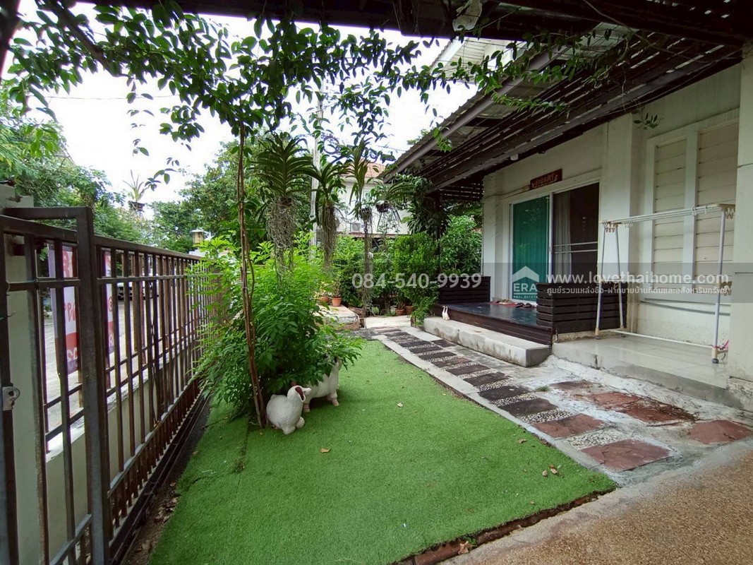 ขายบ้านเดี่ยว 2 ชั้น หมู่บ้านเพอร์เฟคเพลส ซอยลาดกระบัง20/3 ถนนสุขุมวิท77 บ้านหลังมุม พื้นที่ 58.9 ตรว. บ้านพร้อมอยู่ บรรยากาศดี สังคมดี ไม่วุ่นวาย ระบบความปลอดภัยสูง มีสิ่งอำนวยความสะดวก เดินทางสะดวกหลากหลายเส้นทาง