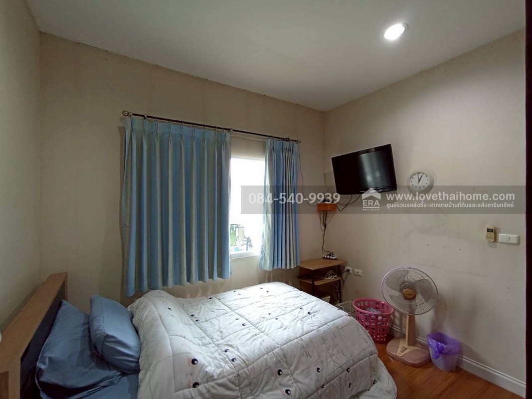 ขายบ้านเดี่ยว 2 ชั้น หมู่บ้านเพอร์เฟคเพลส ซอยลาดกระบัง20/3 ถนนสุขุมวิท77 บ้านหลังมุม พื้นที่ 58.9 ตรว. บ้านพร้อมอยู่ บรรยากาศดี สังคมดี ไม่วุ่นวาย ระบบความปลอดภัยสูง มีสิ่งอำนวยความสะดวก เดินทางสะดวกหลากหลายเส้นทาง