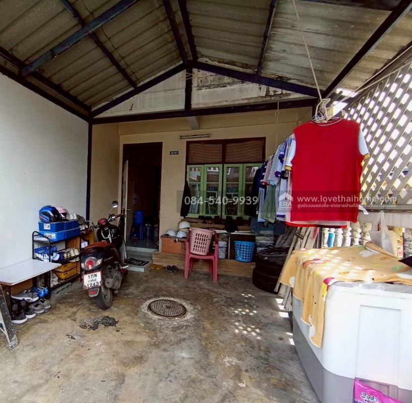 ขายทาวน์เฮ้าส์ 2 ชั้น หมู่บ้านอยู่เจริญ4 ลำลูกกา คลอง4 เนื้อที่ 17 ตรว. บ้านพร้อมอยู่ ห้องมุม ที่สุดในทำเลบ้านโซนลำลูกกา/รังสิต ฟังก์ชันครบครัน เดินทางง่าย ใกล้ทางด่วน การเดินทางเข้า-ออกสะดวกได้หลายช่องทาง