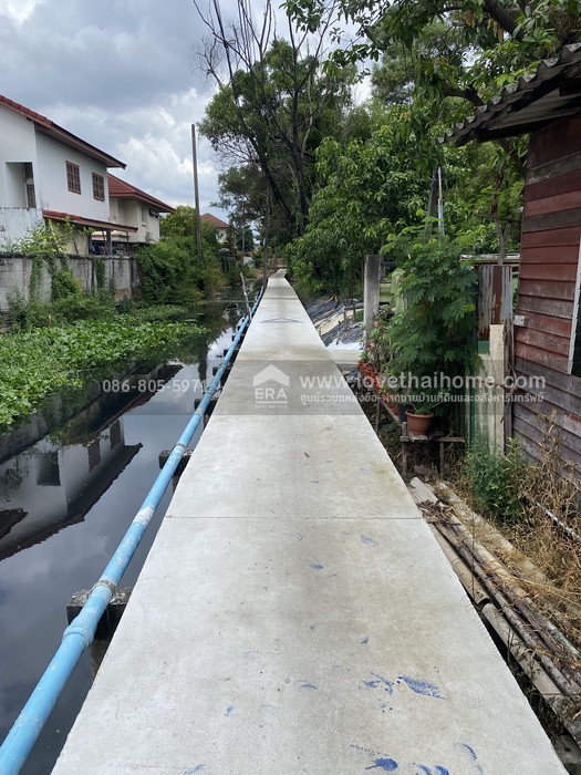 ขายที่ดินวัชรพล 3 ย่านสายไหม ริมคลอง 150 ตร.วา ถูกกว่าราคาประเมินกรมที่ดิน หาไม่ได้ง่ายในย่านนี้ เหมาะซื้อเก็บหรือลงทุนระยะยาว