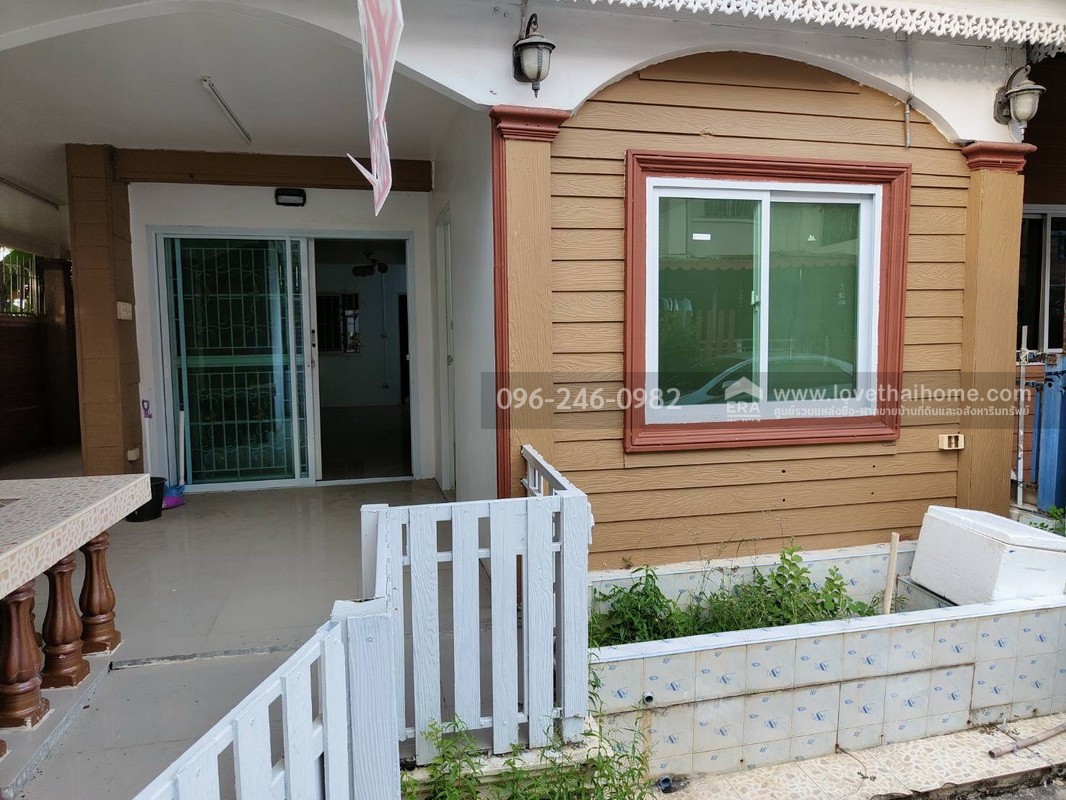 ขายทาวน์เฮ้าส์ บางกรวย-ไทรน้อย บ้านพฤกษา 38/1 ชัยพฤกษ์-วงแหวนฯ ใกล้ MRT คลองบางไผ่ หลังริม 27 ตรว. ซอย 11 รีโนเวททั้งหลัง