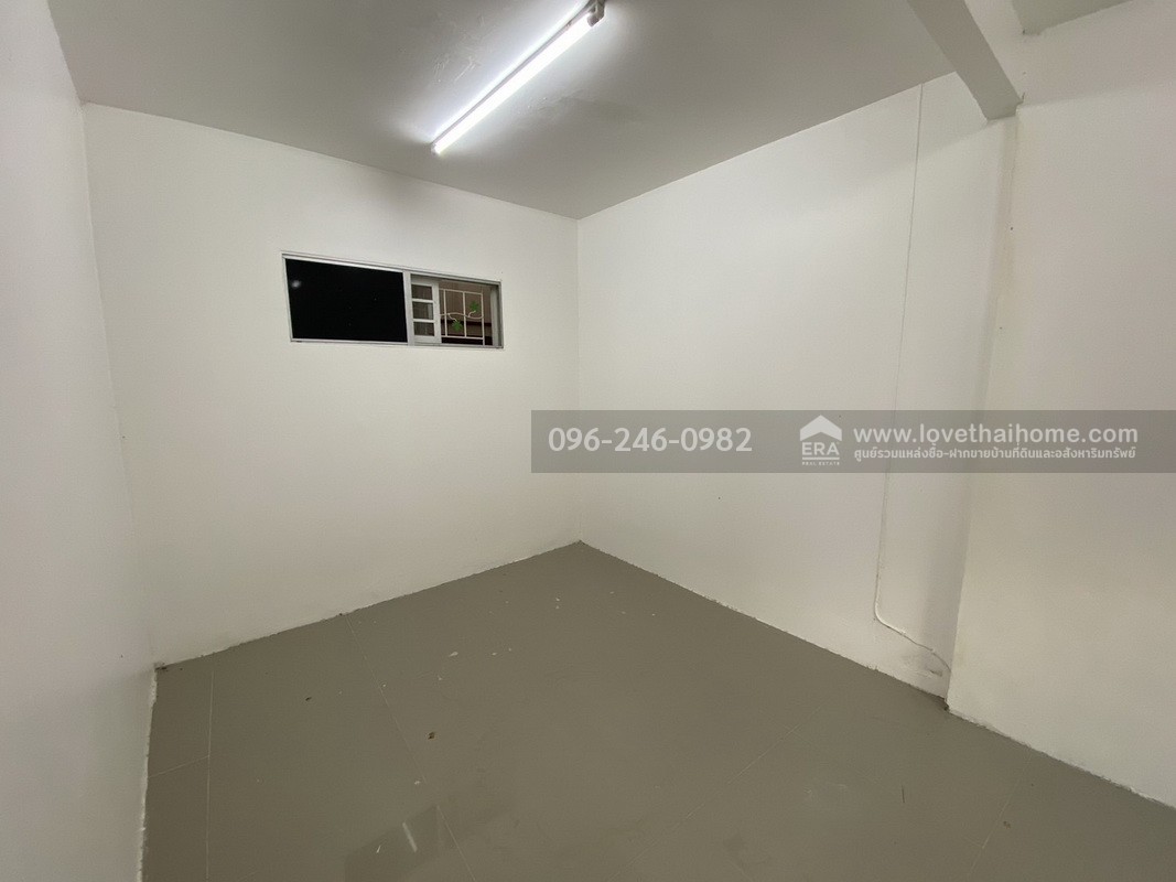 ขายทาวน์เฮ้าส์ บางกรวย-ไทรน้อย บ้านพฤกษา 38/1 ชัยพฤกษ์-วงแหวนฯ ใกล้ MRT คลองบางไผ่ หลังริม 27 ตรว. ซอย 11 รีโนเวททั้งหลัง