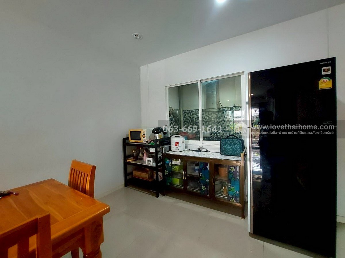 ขายทาวน์เฮ้าส์ หมู่บ้านพิศาล สุวรรณภูมิ 2/1 (บางโฉลง) พื้นที่ 18.5 ตร.ว. ทำเลดีเยี่ยม ใกล้สนามบินสุวรรณภูมิ บ้านสวย บรรยากาศสงบ พร้อมเข้าอยู่