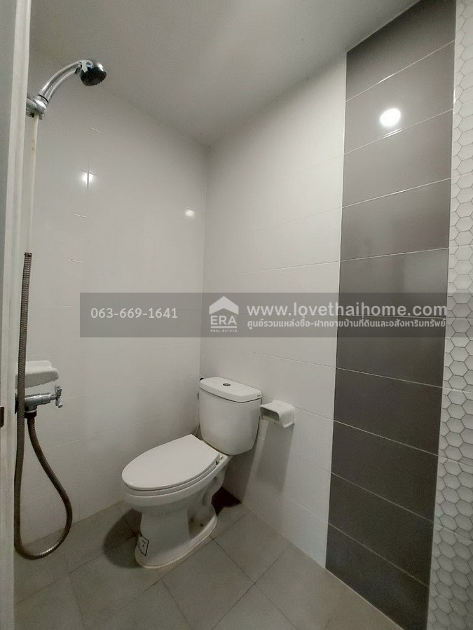 ขายทาวน์เฮ้าส์ หมู่บ้านพิศาล สุวรรณภูมิ 2/1 (บางโฉลง) พื้นที่ 18.5 ตร.ว. ทำเลดีเยี่ยม ใกล้สนามบินสุวรรณภูมิ บ้านสวย บรรยากาศสงบ พร้อมเข้าอยู่