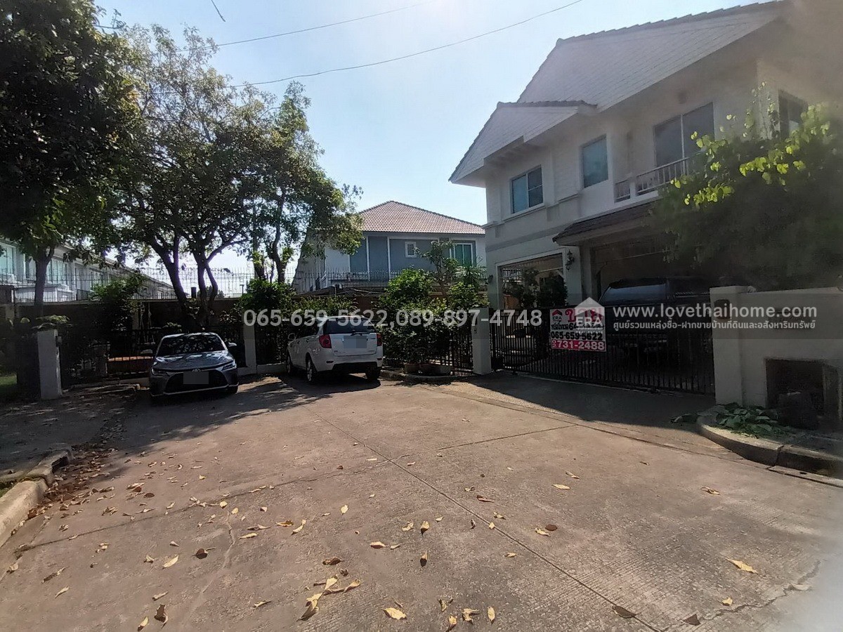 ขายบ้านเดี่ยวถนนนครอินทร์ ม.มัณฑนา ปิ่นเกล้า-พระราม 5 บางกรวย นนทบุรี หลังริม พื้นที่ 64 ตรว. ขายเพียงแค่ 5.29 ล้านเท่านั้น รับประกันเลยว่าขายถูกกว่าทุกหลังในโครงการนี้แล้ว บ้านถูกขนาดนี้ไม่มีหลุดมาบ่อยๆนะครับ