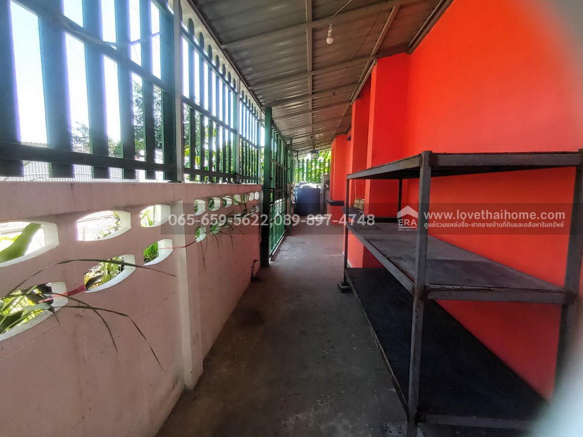 ขายทาวน์เฮ้าส์3ชั้น ย่านรามฯ2 ซอยทุ่งเศรษฐีแยก28-1หลังมุม พื้นที่ 26 ตรว.ขายเพียงแค่2.35ล้านเท่านั้น ถูกกว่านี้ไม่มีอีกแล้ว ใครจองก่อนได้ก่อนนะครับ