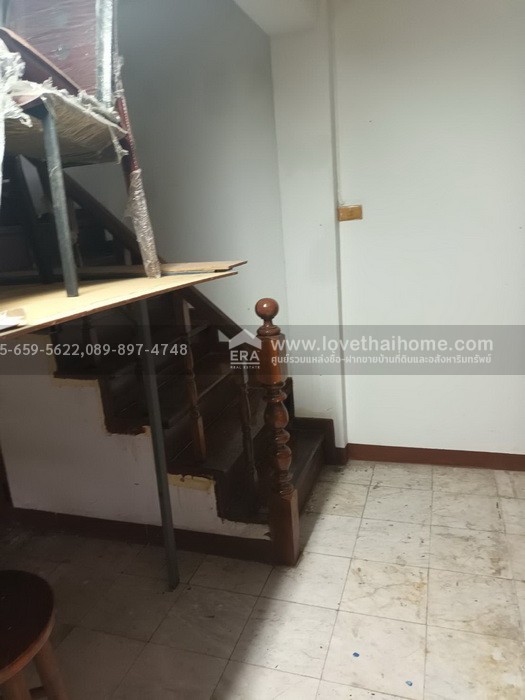 ขายทาวน์เฮ้าส์3ชั้น ย่านรามฯ2 ซอยทุ่งเศรษฐีแยก28-1หลังมุม พื้นที่ 26 ตรว.ขายเพียงแค่2.35ล้านเท่านั้น ถูกกว่านี้ไม่มีอีกแล้ว ใครจองก่อนได้ก่อนนะครับ