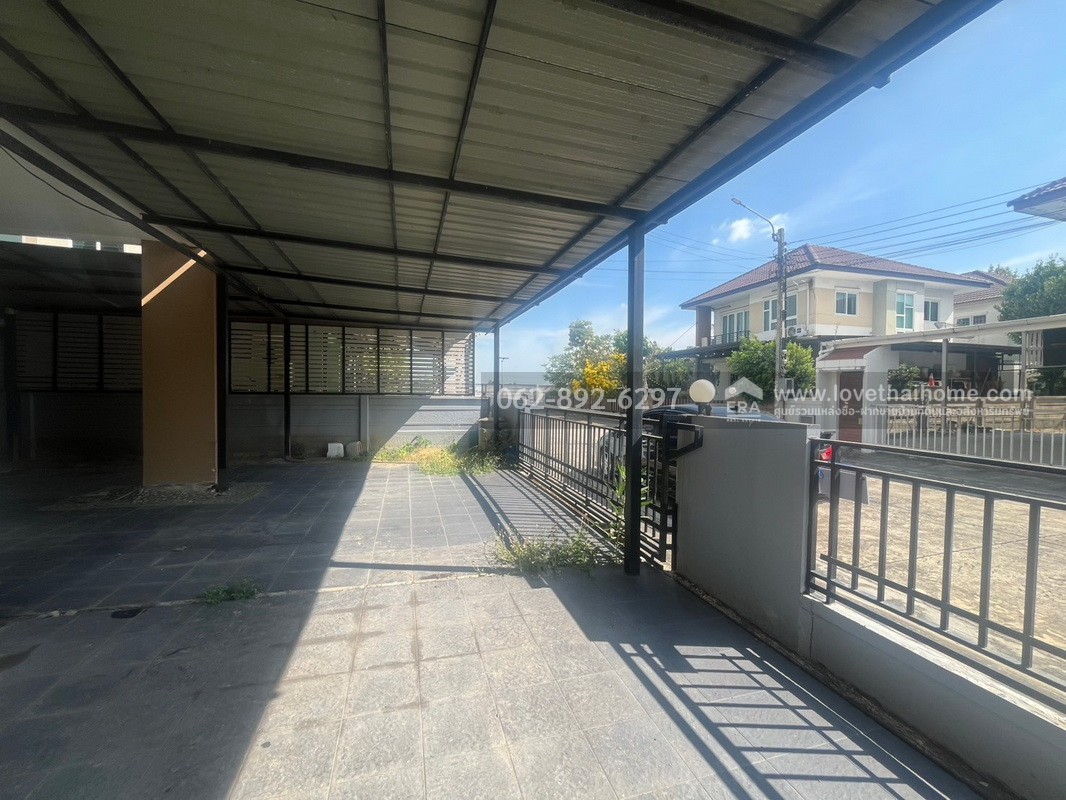 ขายบ้านเดี่ยวย่านหนองจอก หมู่บ้านดิ เอ็กซ์เทนโซ (The Extenso) ถนนสังฆสันติสุข พื้นที่102.7ตารางวา หลังมุม สภาพดี ขายเพียงแค่3.6ล้านบาทเท่านั้น 