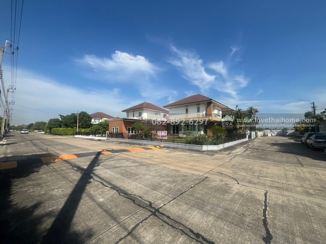 ขายบ้านเดี่ยวย่านหนองจอก หมู่บ้านดิ เอ็กซ์เทนโซ (The Extenso) ถนนสังฆสันติสุข พื้นที่102.7ตารางวา หลังมุม สภาพดี ขายเพียงแค่3.6ล้านบาทเท่านั้น 