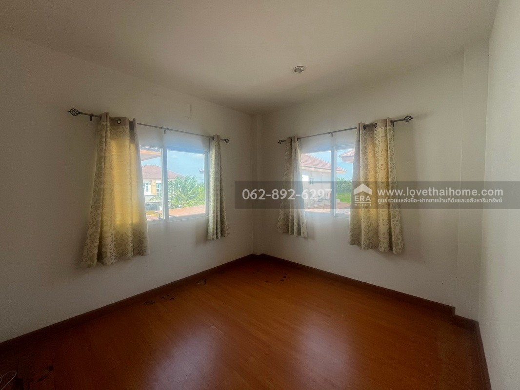 ขายบ้านเดี่ยวย่านหนองจอก หมู่บ้านดิ เอ็กซ์เทนโซ (The Extenso) ถนนสังฆสันติสุข พื้นที่102.7ตารางวา หลังมุม สภาพดี ขายเพียงแค่3.6ล้านบาทเท่านั้น 