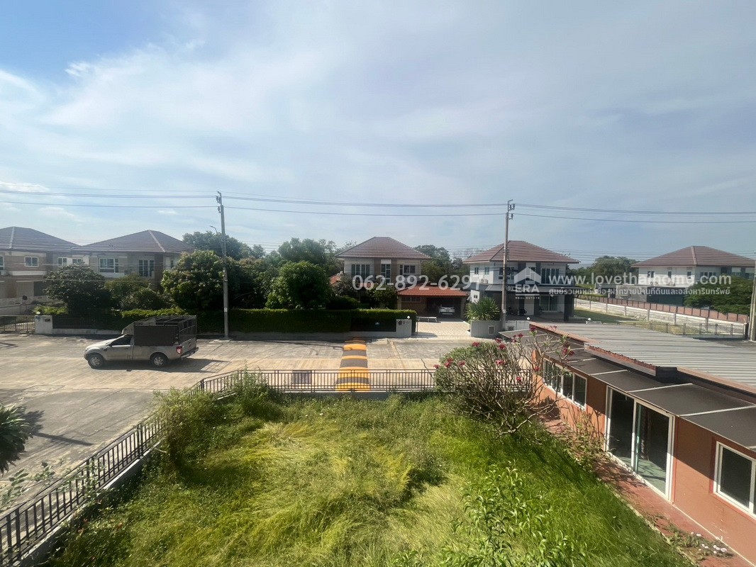 ขายบ้านเดี่ยวย่านหนองจอก หมู่บ้านดิ เอ็กซ์เทนโซ (The Extenso) ถนนสังฆสันติสุข พื้นที่102.7ตารางวา หลังมุม สภาพดี ขายเพียงแค่3.6ล้านบาทเท่านั้น 