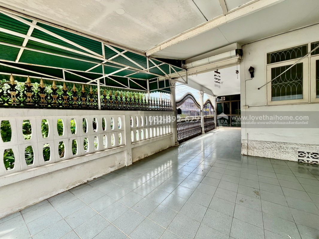 ขายบ้านเดี่ยว ซอยวิภาวดี-รังสิต33 หมู่บ้านเปรมประชา-ดอนเมือง ขนาด 64 ตารางวา หลังมุม ติดถนน 2 ด้าน ขายเพียงแค่ 2.9 ล้านบาทเท่านั้น ทำเลทอง