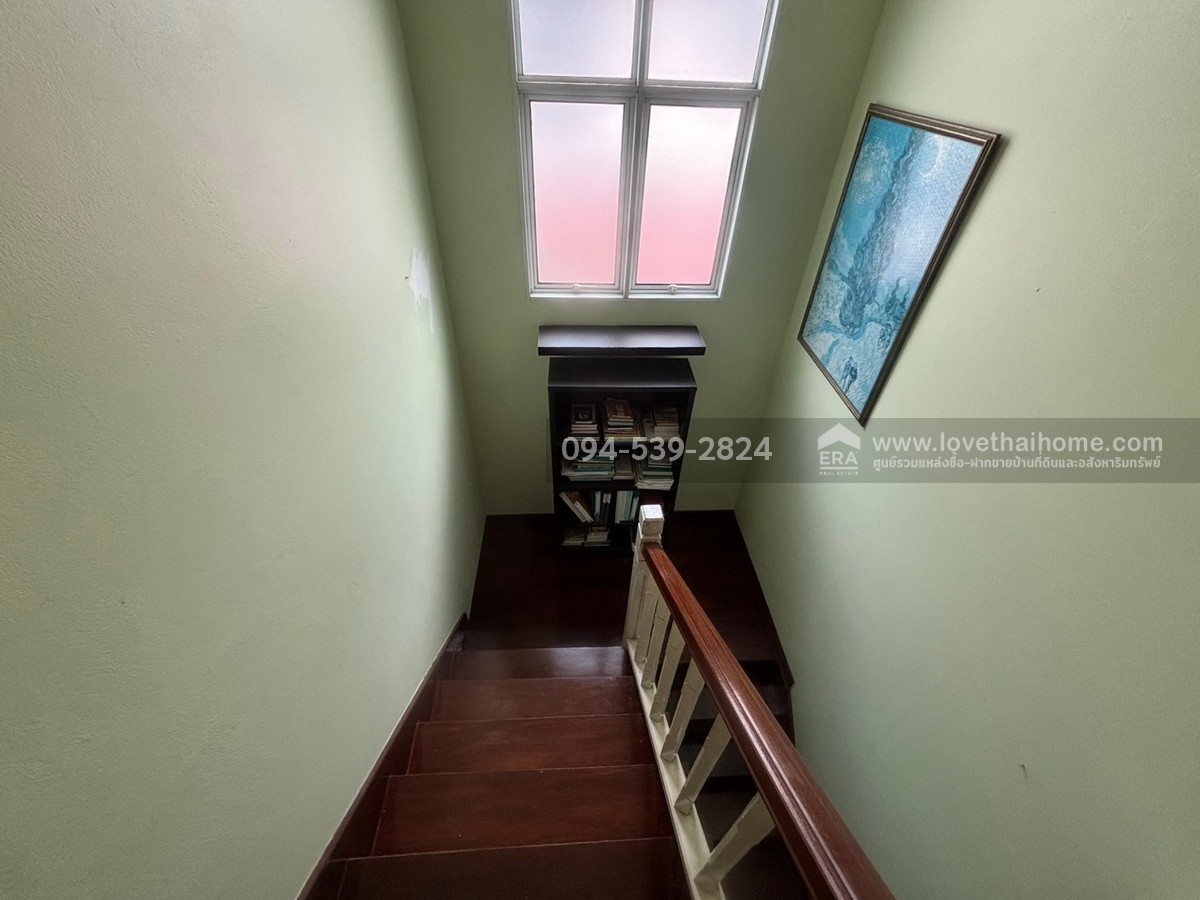 ขายบ้านเดี่ยว รามอินทรา65 แยก2 หมู่บ้านสวนผึ้ง-บางเขน พื้นที่ 61.9 ตร.วา ขายถูก ทำเลดี ใกล้รถไฟฟ้าสายสีชมพู-สถานีวัชรพล และทางด่วนพิเศษฉลองรัช