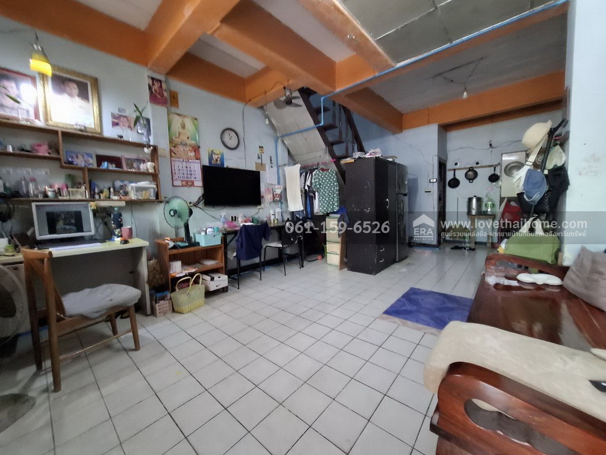 ขายทาวน์เฺฮ้าส์ คู้บอน27 แยก14 (รามอินทรา กม.8) หมู่บ้านเรือนแก้ว พื้นที่ 16 ตร.วา ใกล้รถไฟฟ้าสถานีคู้บอน ขายถูกมากๆ