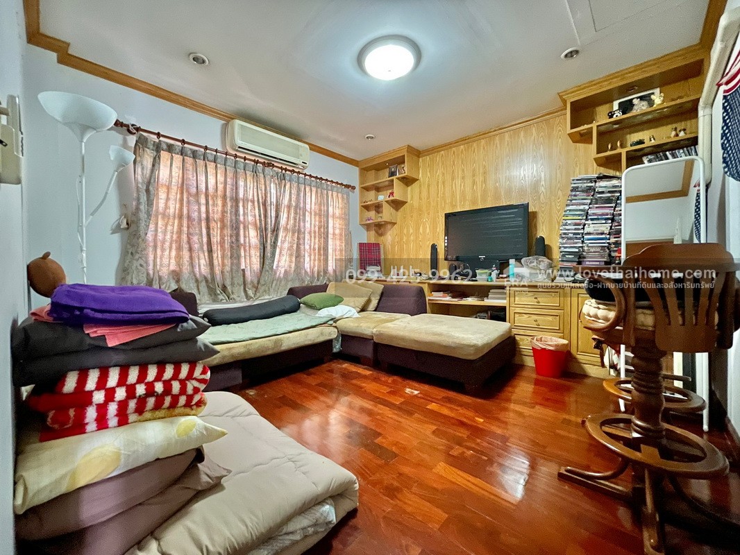 ขายบ้านลัดดารมย์ รัตนาธิเบศร์ นนทบุรี บ้านเดี่ยวแปลงริม 117 ตร.วา ขายถูกที่สุดในโครงการ ถูกกว่าราคาตลาด ใกล้ BTS ไทรม้า Built-in ทั้งหลัง สภาพพร้อมอยู่