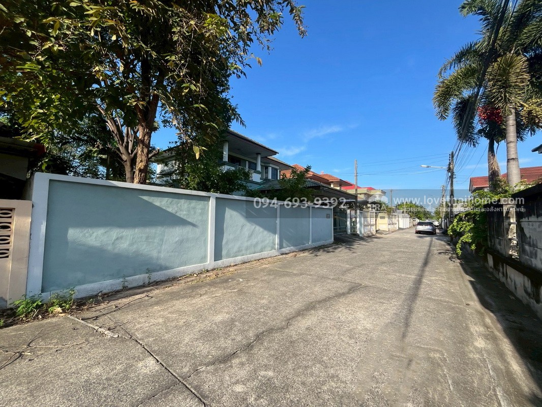 ขายบ้านเดี่ยว 2 ชั้น ซอยฉะเชิงเทรา-บางปะกง7 ถนนสิริโสธร พื้นที่ 100 ตรว. บ้านสวย ย่านธุรกิจ สร้างเองแบบลงตัวมากๆ เหมาะกับการพักผ่อน วิวธรรมชาติมากๆ ถูกกว่าที่คิด ถ้าได้สัมผัส รีบมาดูกันค่ะ!!