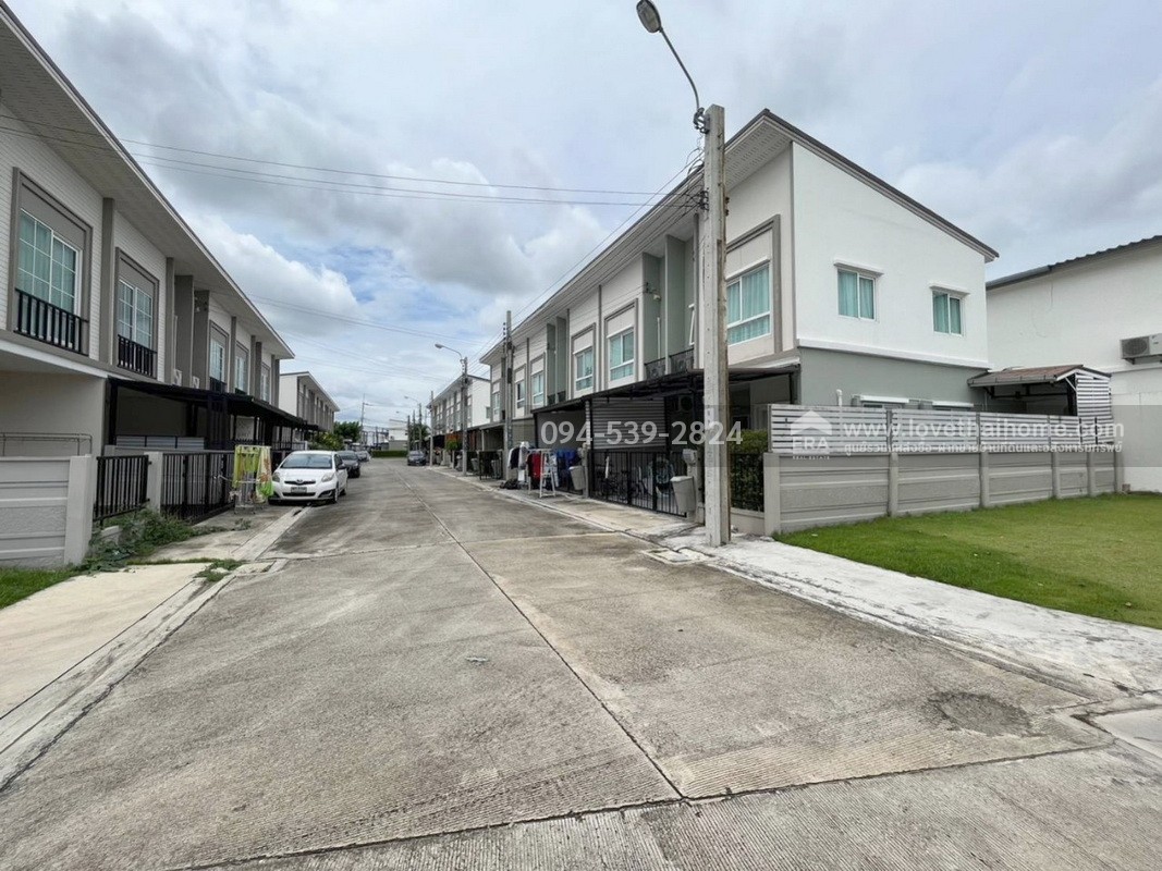 ขายบ้านกัสโต้ เพชรเกษม 69-กาญจนาภิเษก ทาวน์เฮ้าส์ หลังมุม 22.4 ตร.วา บ้านตกแต่งสวย ต่อเติมครัว ใกล้รถไฟฟ้าสายสีน้ำเงินส่วนต่อขยาย หัวลำโพง-บางแค