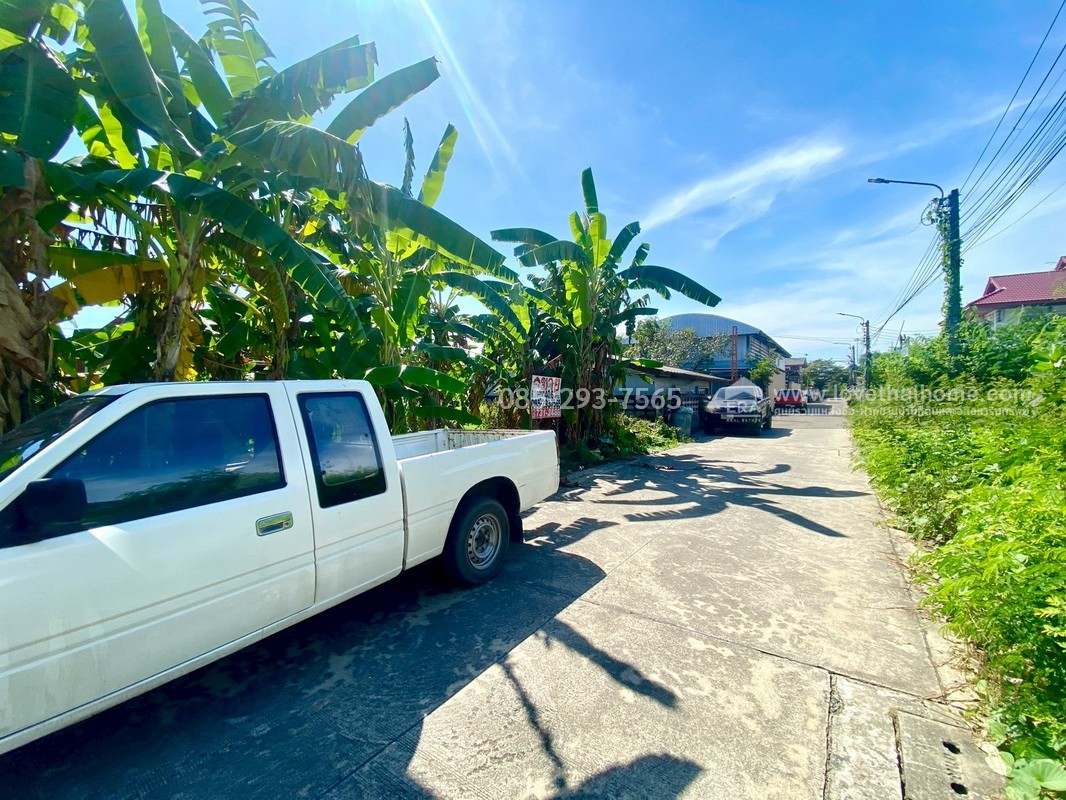 ขายที่ดิน ถนนสุขาภิบาล5 ซอย34 สายไหม แปลงสวย พื้นที่ 40.6 ตารางวา แปลงเล็กๆแต่ทำเลดีมาก เข้าซอยเพียง 300 เมตร ใกล้จุดขึ้น-ลงทางด่วนสุขาภิบาล5