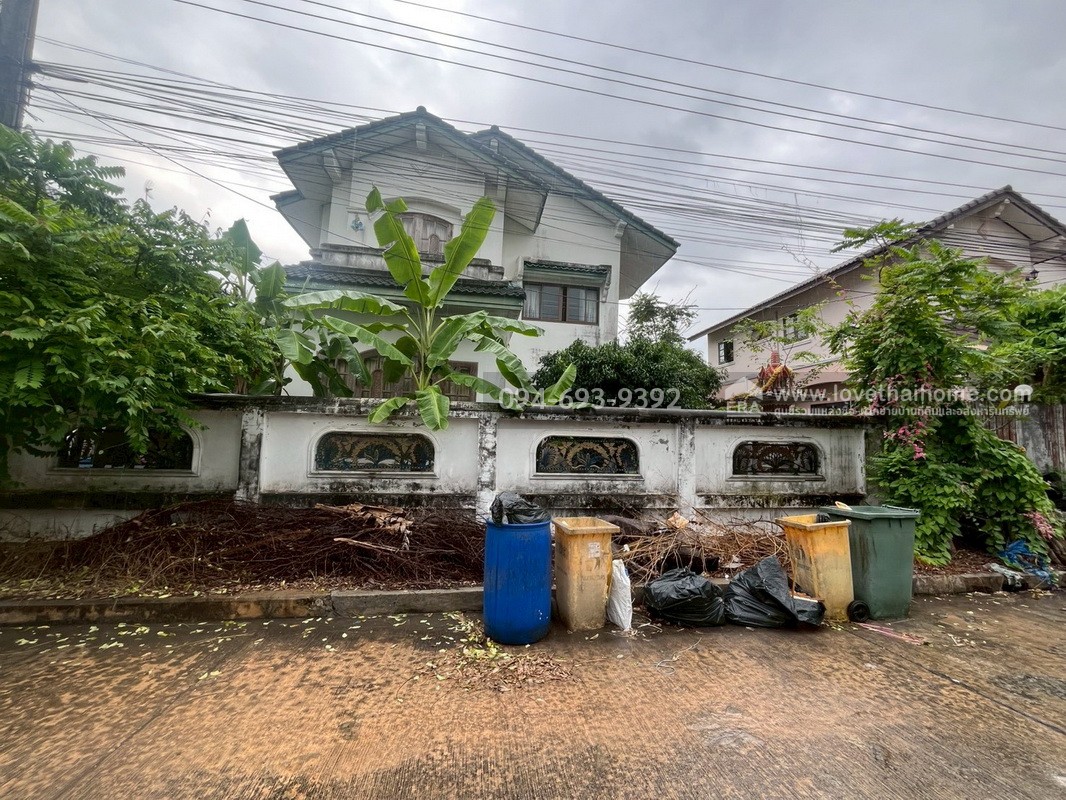 ขายบ้านเดี่ยว 2 หลังคู่ บ้านนันทวี-หนองจอก ซอยเชื่อมสัมพันธ์14 พื้นที่รวม 2 หลัง 138.9 ตรว. หาแบบนี้ไม่มีอีกแล้ว หลังใหญ่กว้าง ราคาถูก!!