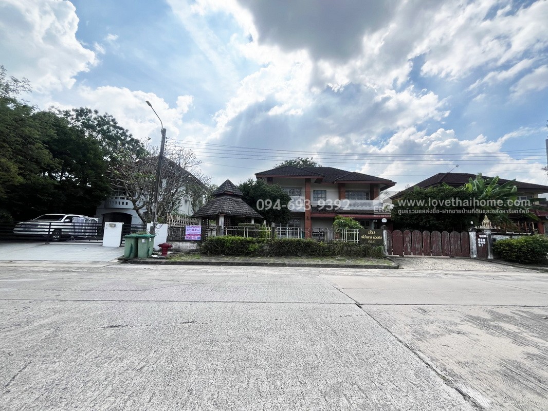 ขายบ้านเดี่ยว 2 ชั้น หมู่บ้านฟลอร่าวิลล์ ซอยสุวินทวงศ์38 พื้นที่ 132.8 ตารางวา พิเศษสุดๆ บ้านหลังใหญ่ กว้างมาก ติดถนนเมน สวย ถูกที่สุด ด่วนๆค่ะ "สภาพดีมาก"