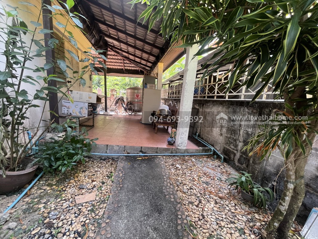 ขายบ้านเดี่ยว 2 ชั้น หมู่บ้านฟลอร่าวิลล์ ซอยสุวินทวงศ์38 พื้นที่ 132.8 ตารางวา พิเศษสุดๆ บ้านหลังใหญ่ กว้างมาก ติดถนนเมน สวย ถูกที่สุด ด่วนๆค่ะ "สภาพดีมาก"