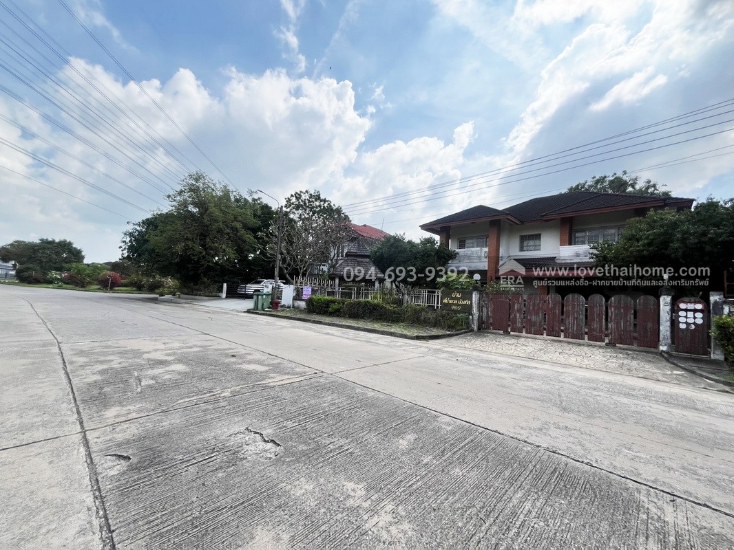 ขายบ้านเดี่ยว 2 ชั้น หมู่บ้านฟลอร่าวิลล์ ซอยสุวินทวงศ์38 พื้นที่ 132.8 ตารางวา พิเศษสุดๆ บ้านหลังใหญ่ กว้างมาก ติดถนนเมน สวย ถูกที่สุด ด่วนๆค่ะ "สภาพดีมาก"