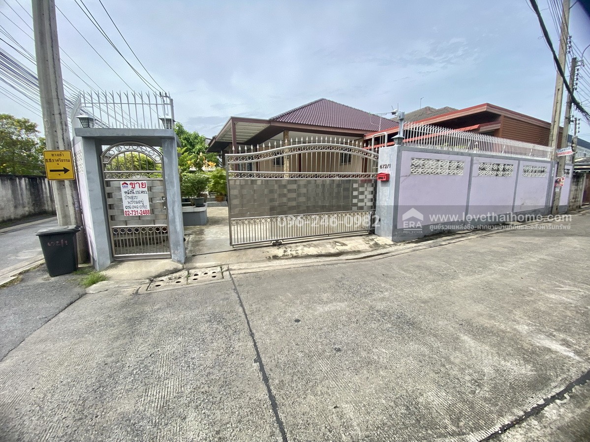 ขายบ้านเดี่ยว เพชรเกษม48 แยก4-7 ภาษีเจริญ หลังมุม 116 ตรว. สร้างอย่างพิถีพิถัน ลงเสาเข็มแข็งแรงมาก จัดสัดส่วนได้อย่างลงตัว พร้อมเข้าอยู่ ราคานี้หาไม่ได้อีกแล้ว ทำเลในเมือง มีรถไฟฟ้า