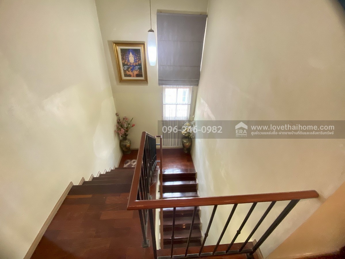 ขายบ้านเดี่ยวไพรเวท รามอินทรา ถ.ปัญญาอินทรา พื้นที่ 74 ตรว. ราคาเพียง 5.9 ล้านบาท ต่อเติมบ้านไปอีกกว่า 5 ล้านบาท บ้านสวยหิ้วกระเป๋าเข้าอยู่ได้เลย หมู่บ้านสงบ ร่มรื่น เหมาะมากสำหรับผู้ที่ชื่นชอบความเป็นส่วนตัว