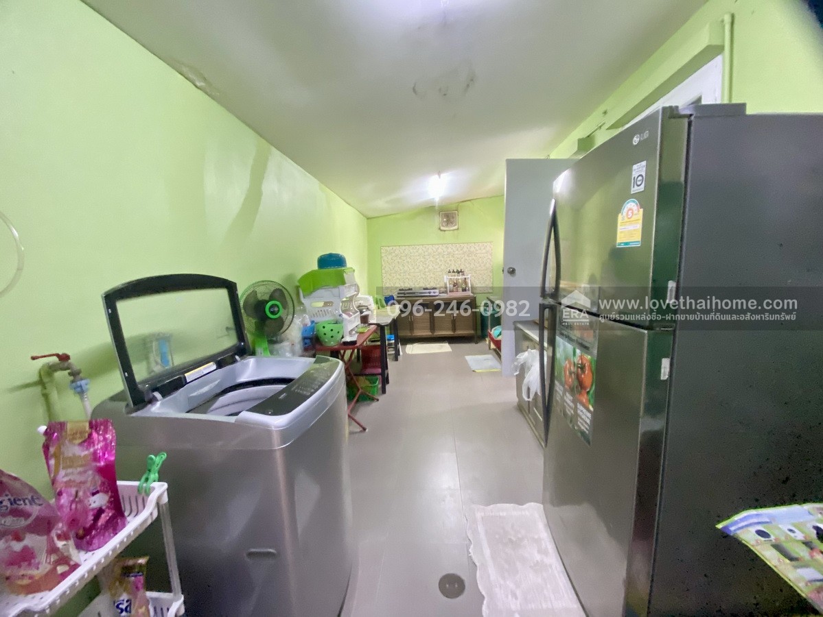 ขายบ้านเดี่ยวไพรเวท รามอินทรา ถ.ปัญญาอินทรา พื้นที่ 74 ตรว. ราคาเพียง 5.9 ล้านบาท ต่อเติมบ้านไปอีกกว่า 5 ล้านบาท บ้านสวยหิ้วกระเป๋าเข้าอยู่ได้เลย หมู่บ้านสงบ ร่มรื่น เหมาะมากสำหรับผู้ที่ชื่นชอบความเป็นส่วนตัว