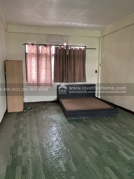 ขายตึกแถว ติดริมถนนใหญ่เอกชัย-บางบอน บางขุนเทียน ทำเลเยี่ยม พื้นที่ 21 ตร.วา ใกล้ห้างบิ๊กซีบางบอน ขายถูกมากๆ ราคานี้หาไม่ได้แล้วในย่านนี้ รีบตัดสินใจเป็นเจ้าของด่วน