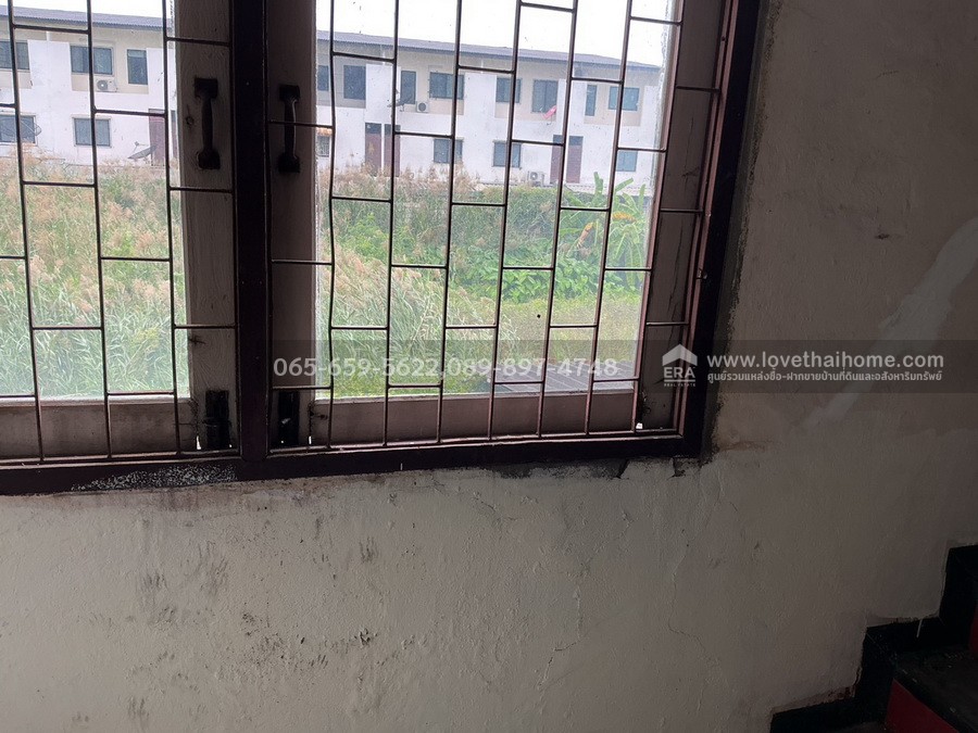 ขายตึกแถว ติดริมถนนใหญ่เอกชัย-บางบอน บางขุนเทียน ทำเลเยี่ยม พื้นที่ 21 ตร.วา ใกล้ห้างบิ๊กซีบางบอน ขายถูกมากๆ ราคานี้หาไม่ได้แล้วในย่านนี้ รีบตัดสินใจเป็นเจ้าของด่วน